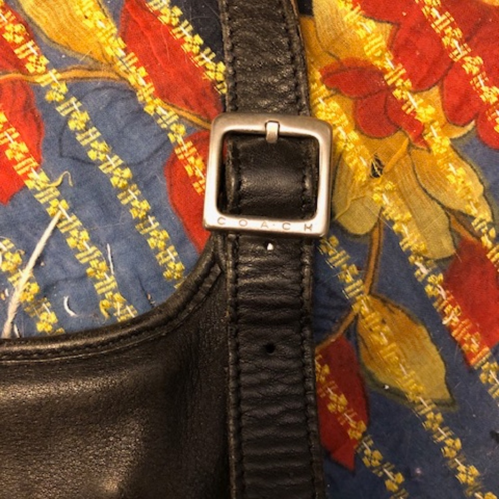 Black vintage Coach crossbody bag - Picture 7 of 11